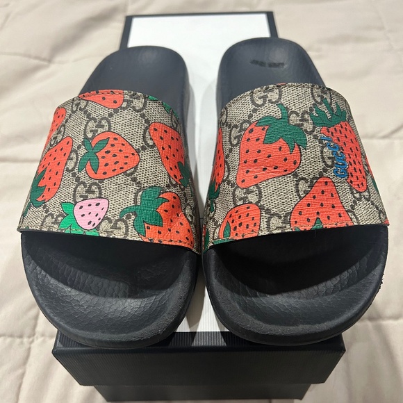 Gucci Shoes - GUCCI strawberry slides. 6.5